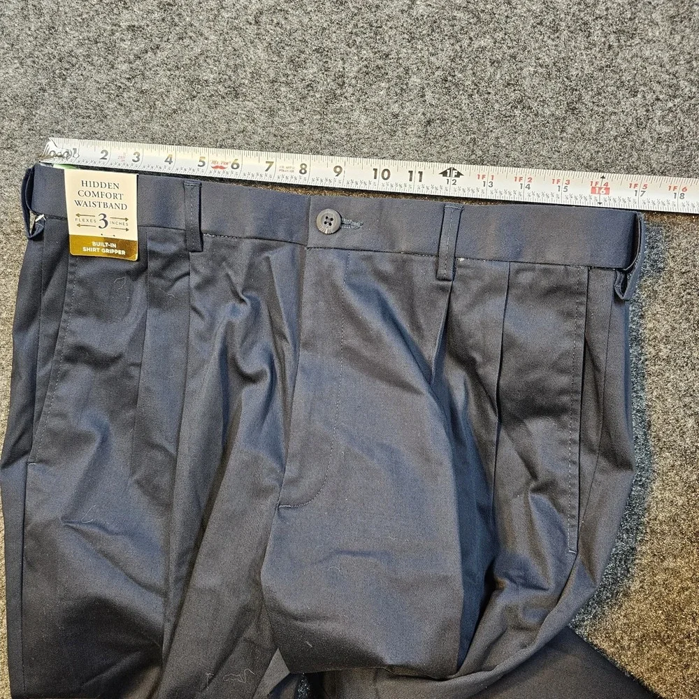 Haggar Iron Free Premium Khaki Pants Mens 34x34 Dark Navy Pleated Classic Fit St